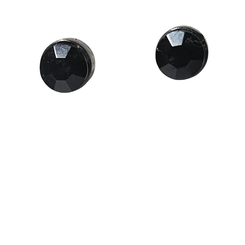 Elegant Black Faceted Stud Earrings Classic Minimalist Fashion Jewelry Women